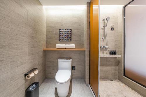 atour hotel huishan gold st