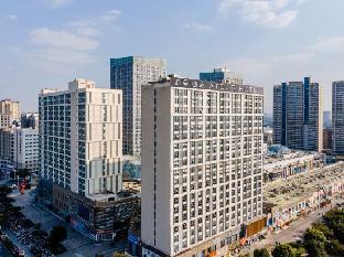 atour hotel huishan gold st