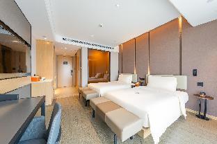 atour hotel huishan gold st