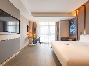 atour hotel huishan gold st