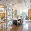 atour hotel huishan gold st