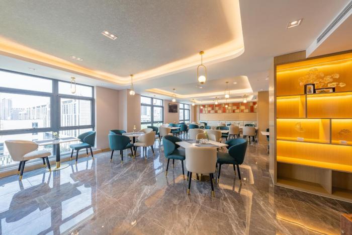 atour hotel huishan gold st