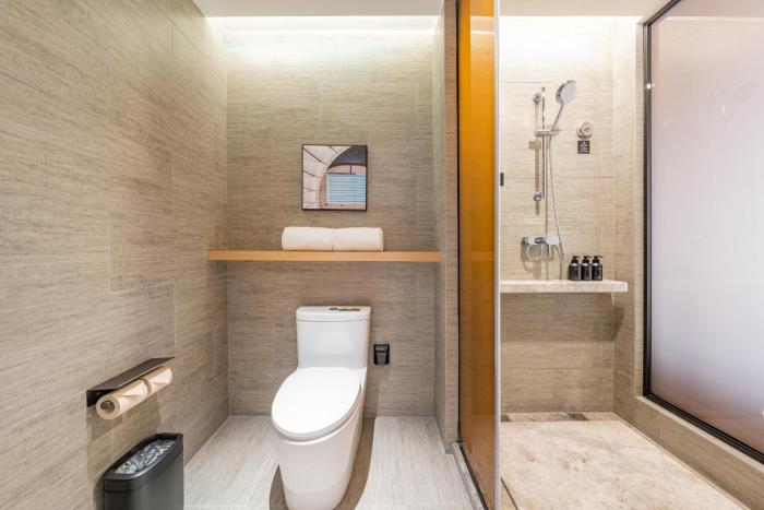 atour hotel huishan gold st