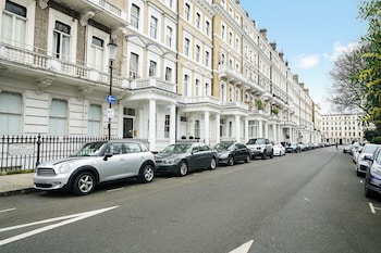 queens gate by chaps