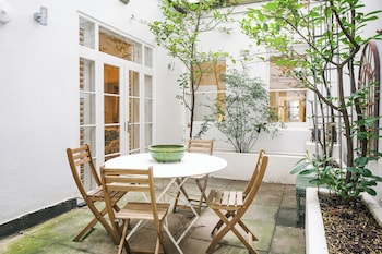 queens gate by chaps