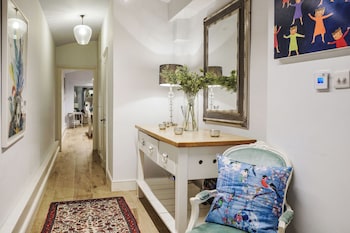 queens gate by chaps