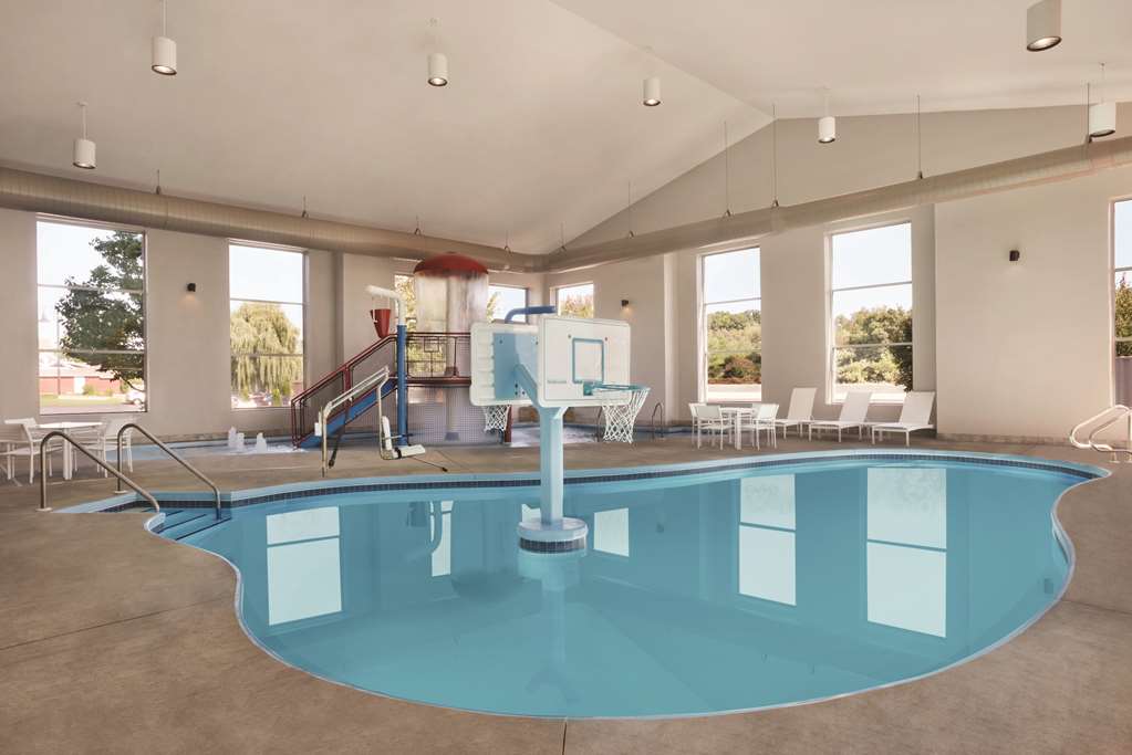 country inn and suites by radisson madison southwest wi