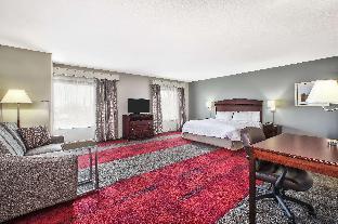 hampton inn and suites madison west