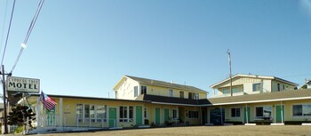 cypress tree motel
