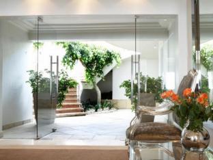 the clarendon bantry bay