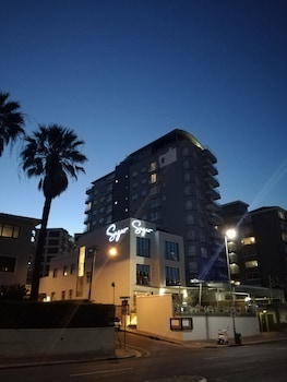 Sugar Hotel,Green Point>>Cape Town,5 star