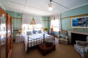 mountain manor guest house and executive suites