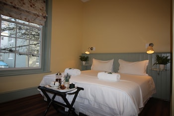 mountain manor guest house and executive suites
