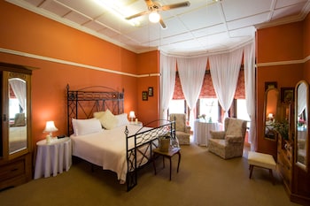 mountain manor guest house and executive suites
