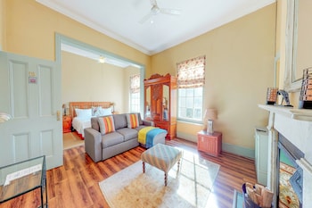 mountain manor guest house and executive suites