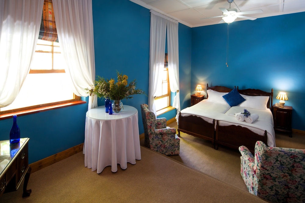 mountain manor guest house and executive suites