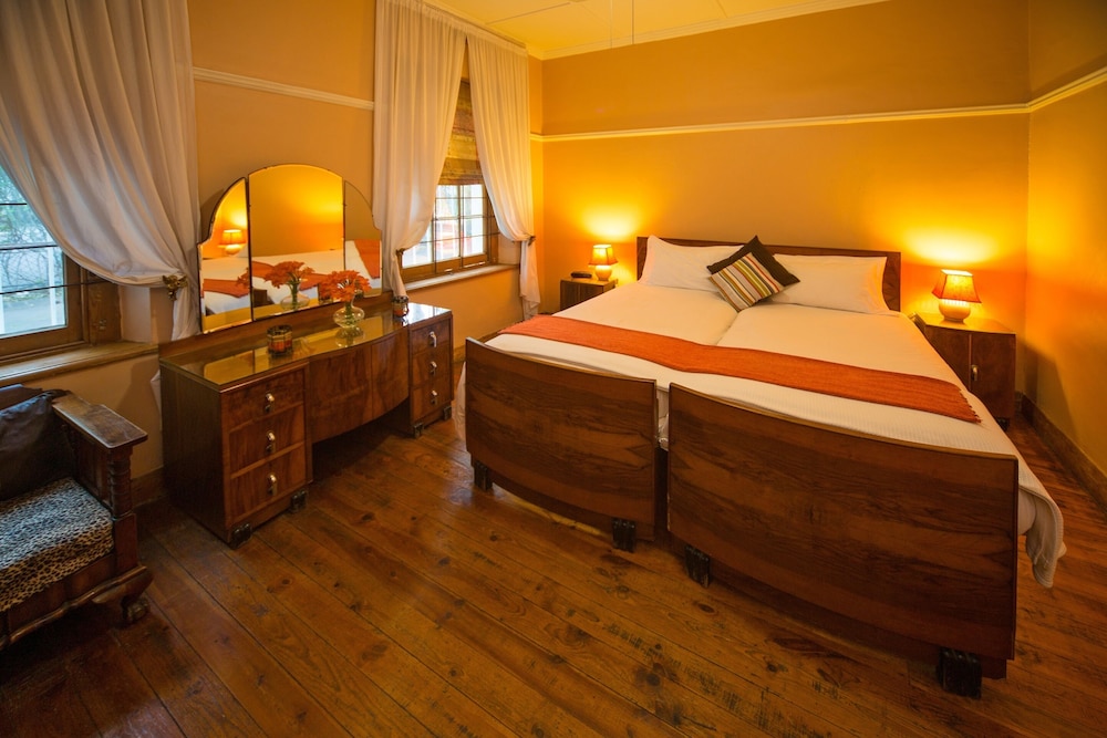 mountain manor guest house and executive suites
