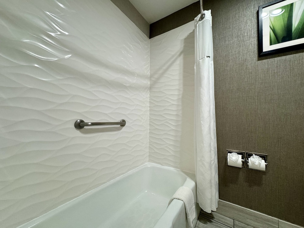 la casa modesto ascend hotel collection