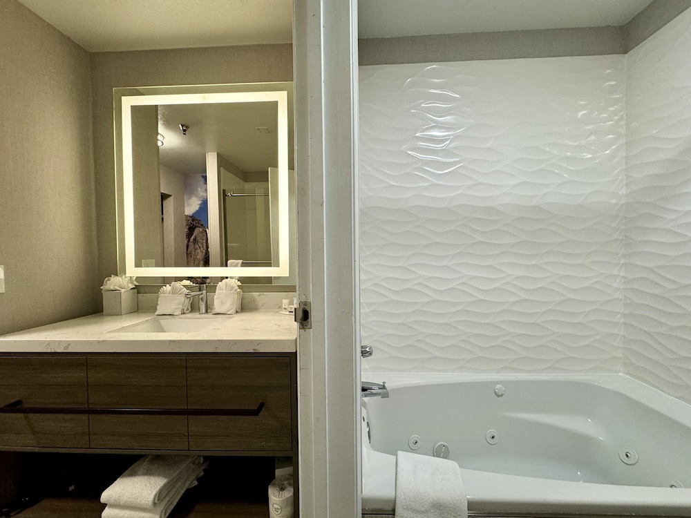 la casa modesto ascend hotel collection