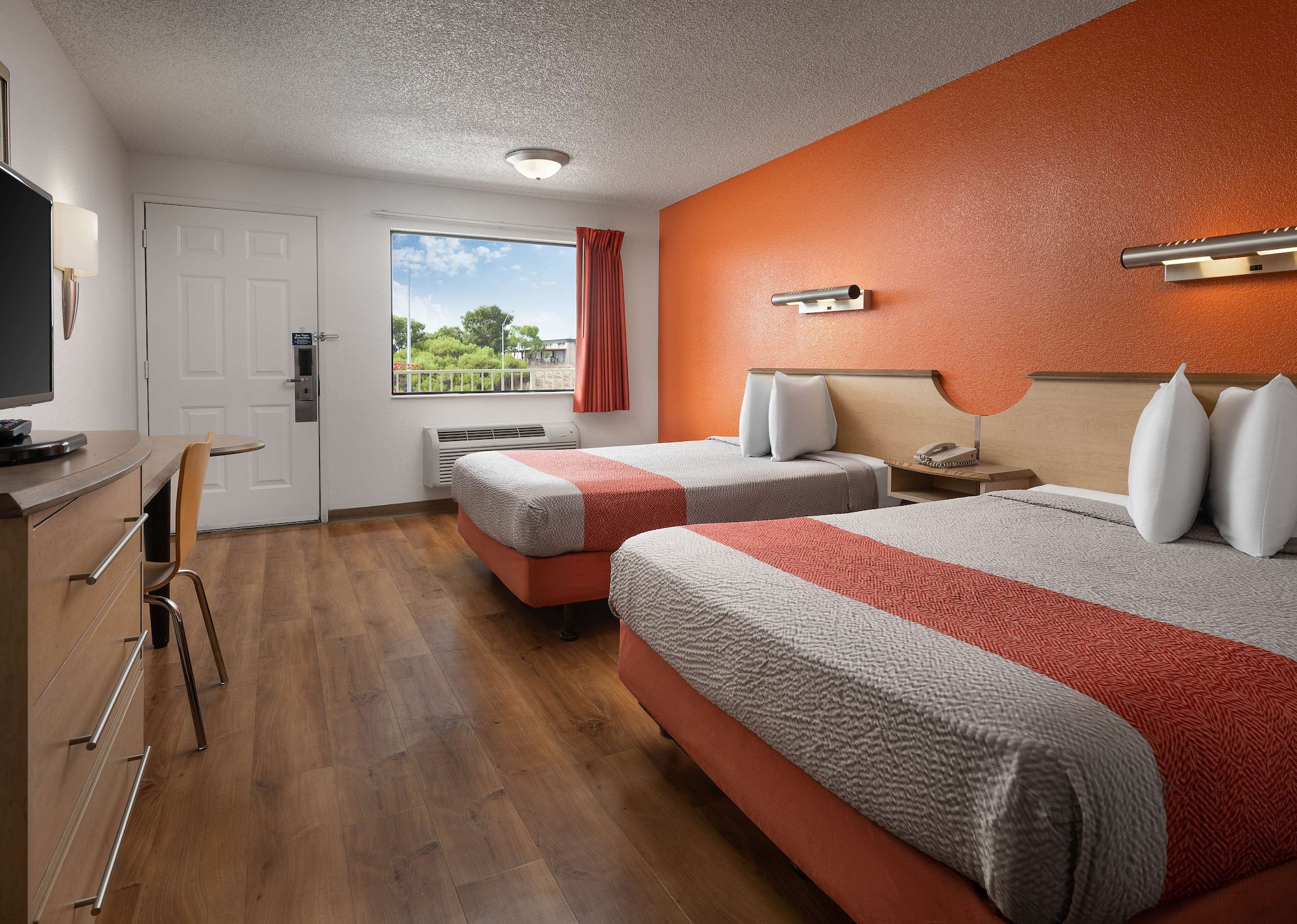 motel 6 carlsbad ca east