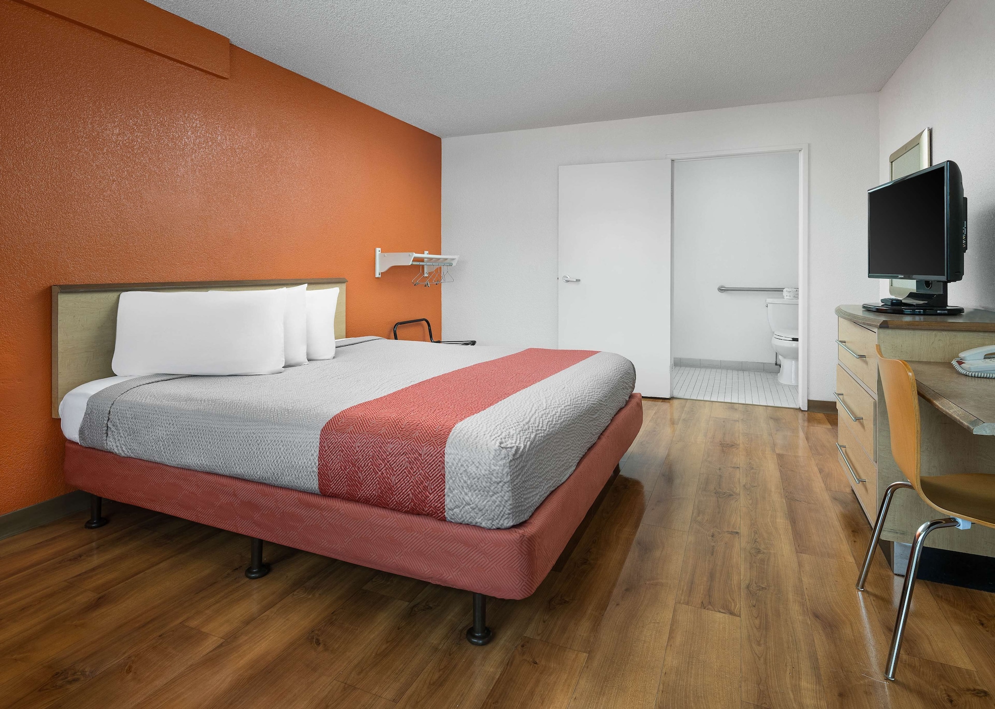 motel 6 carlsbad ca east