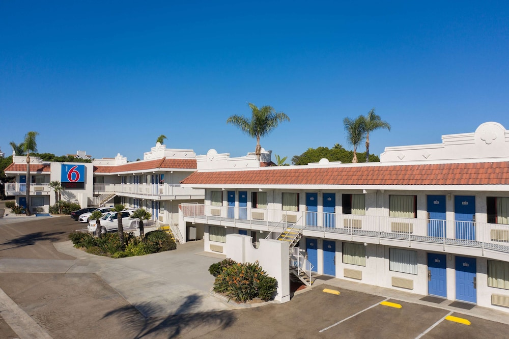 motel 6 carlsbad ca east