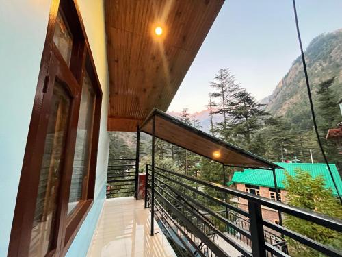 blue star homestay kasol