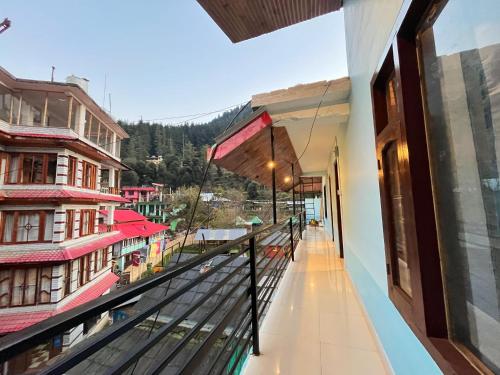 blue star homestay kasol