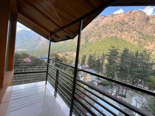 blue star homestay kasol