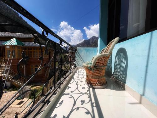 blue star homestay kasol