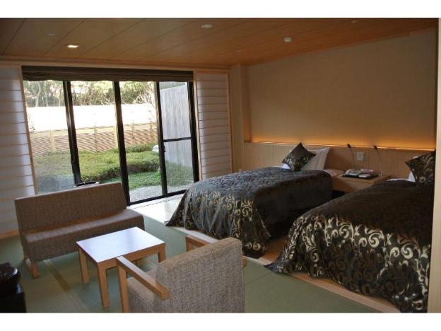 kurashiki yuga onsen hotel santo ka