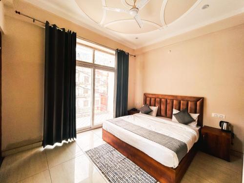 hotstel rishikesh tapovan