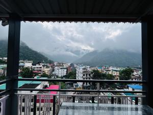 hotstel rishikesh tapovan