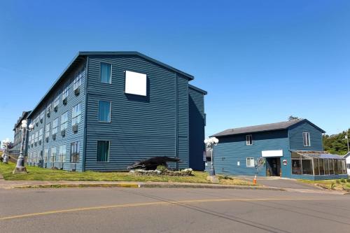 Oyo Waves Hotel Newport Or - Nye Beach,,2 star