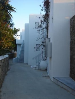 mykonos chora apartments