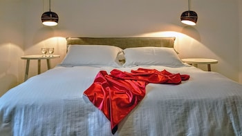 mykonos chora apartments