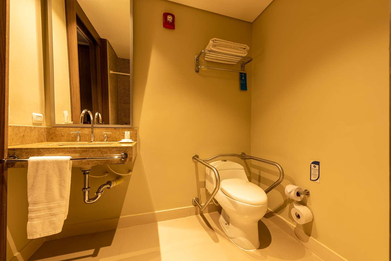 hampton by hilton cartagena