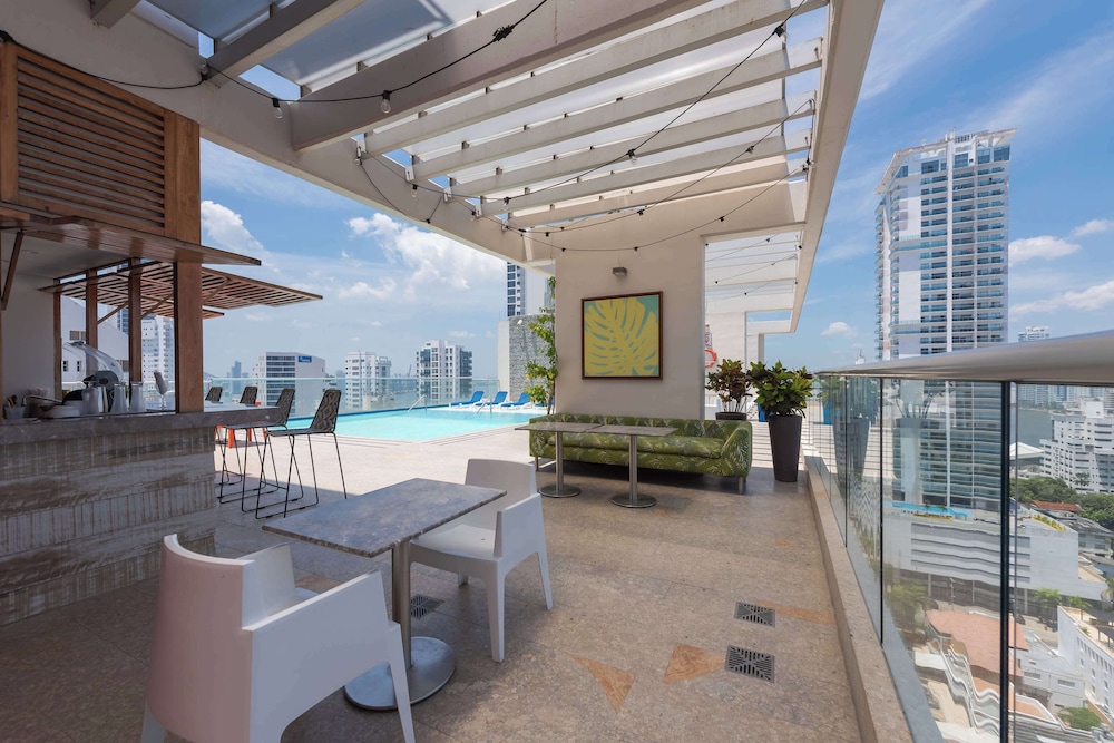 hampton by hilton cartagena