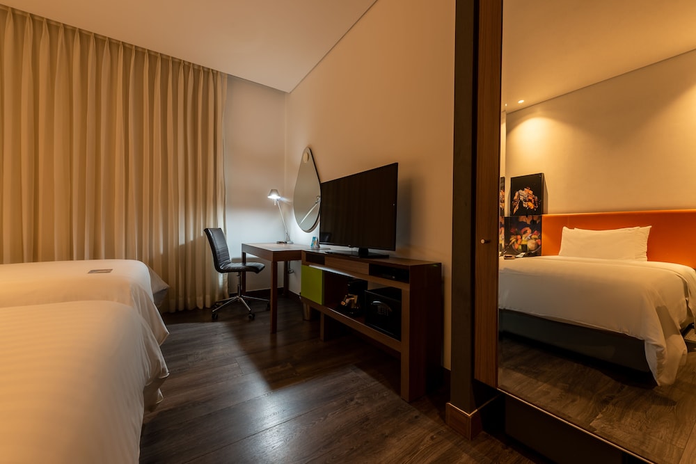 hampton by hilton cartagena