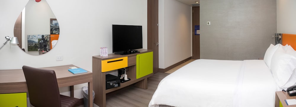 hampton by hilton cartagena