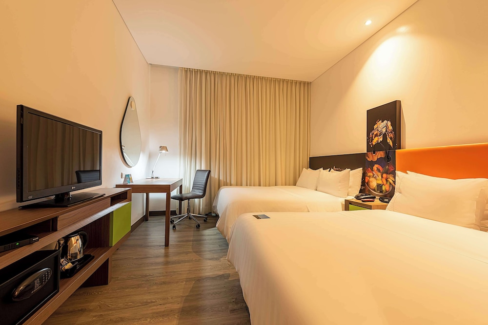 hampton by hilton cartagena