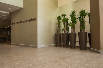 Hampton By Hilton Cartagena,Cartagena>>Bocagrande,4 star
