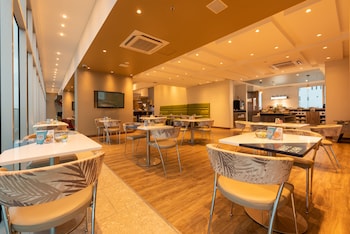 hampton by hilton cartagena