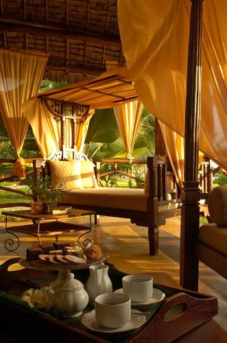 breezes beach club and spa