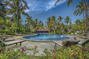 breezes beach club and spa
