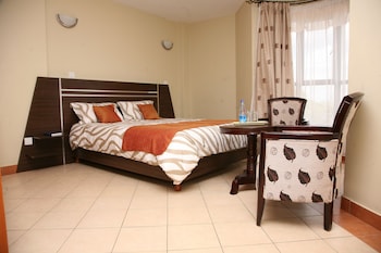 nairobi transit hotel