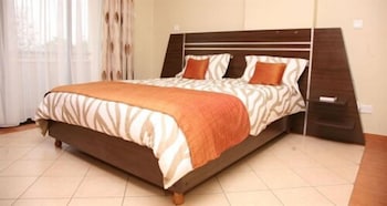 nairobi transit hotel