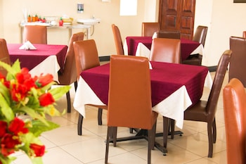 nairobi transit hotel