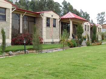 Yaya Africa Athletics Village,North Shewa>>Addis Ababa,4 star