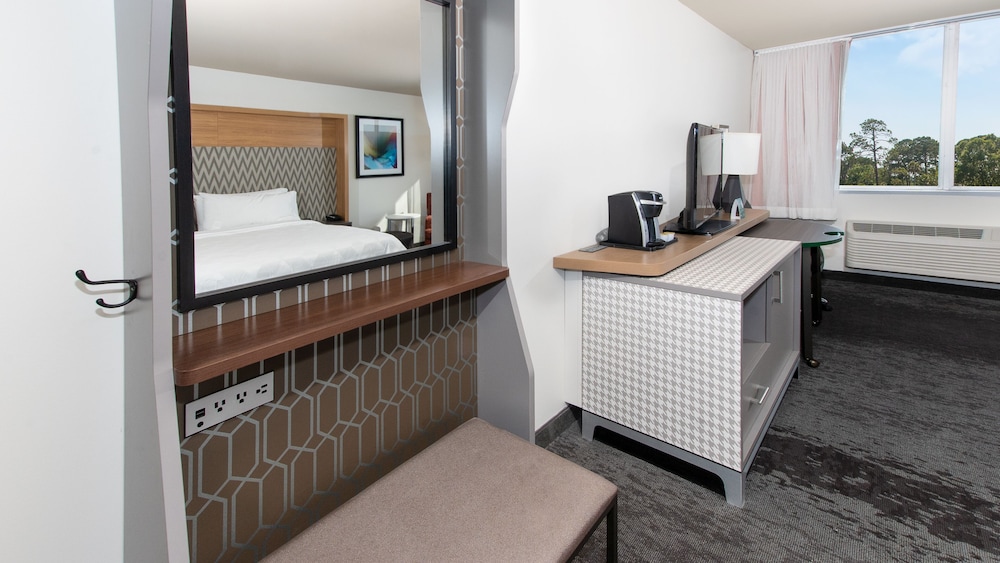 holiday inn panama city by ihg